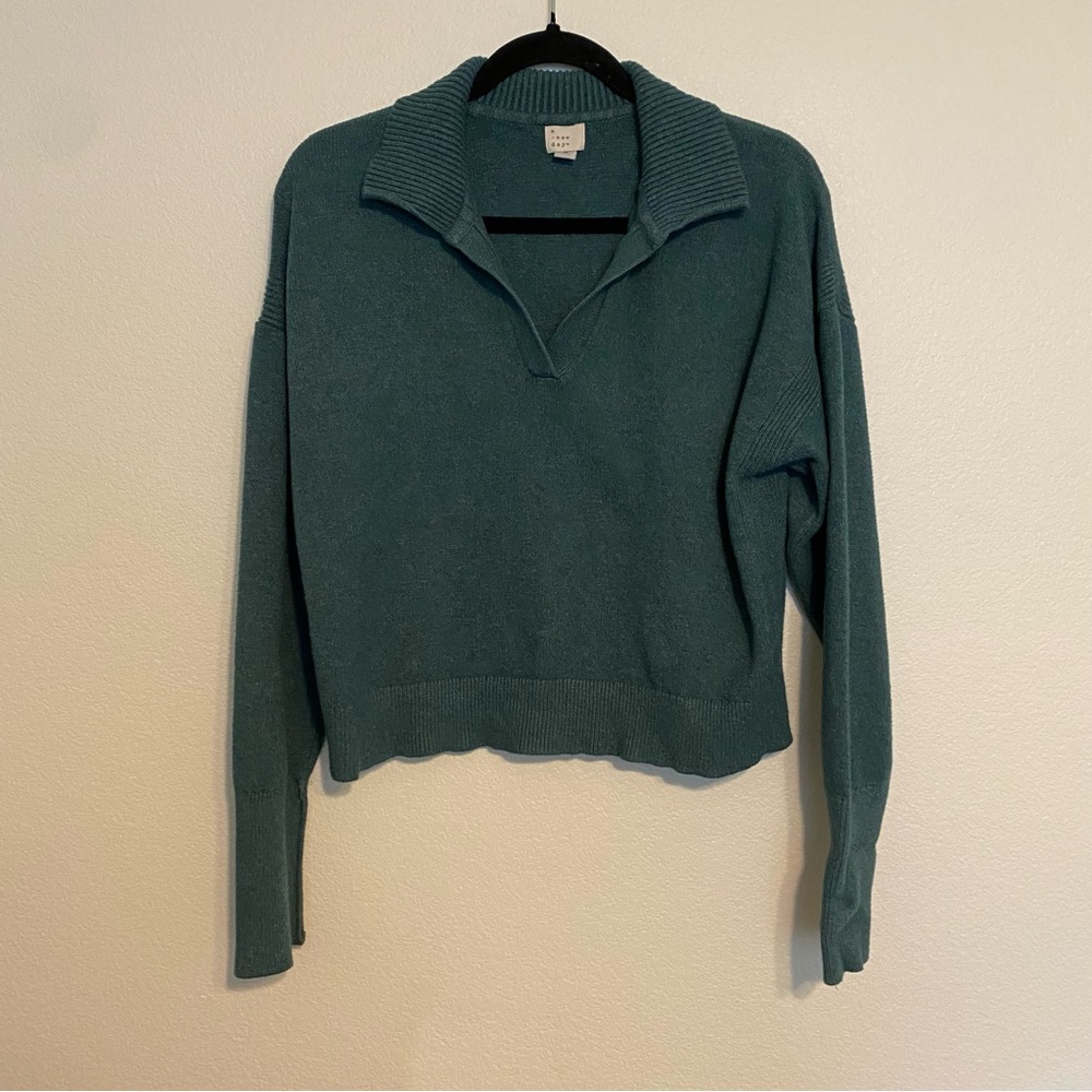 A New Day Chic Teal Collared Johnny Collar Sweater Size M Excellent Used Conditi